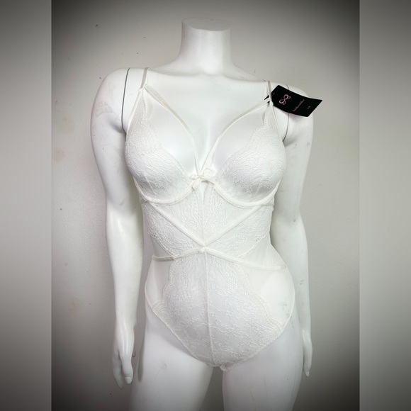 NWT hunkemöller Isabelle Bodysuit size Medium - Picture 8 of 16